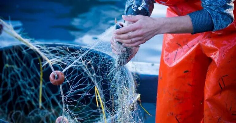pesca-rete-pescatore